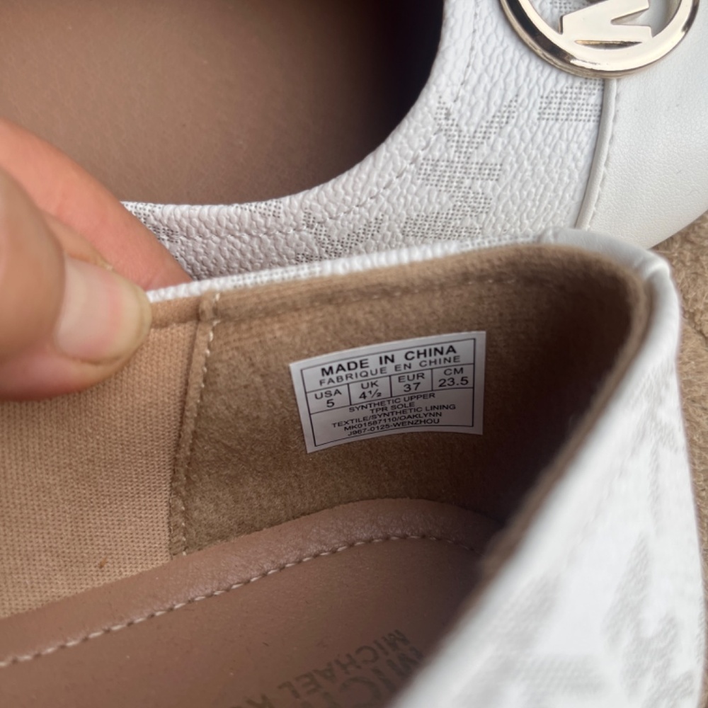 Michael Kors flat - Picture 5 of 6